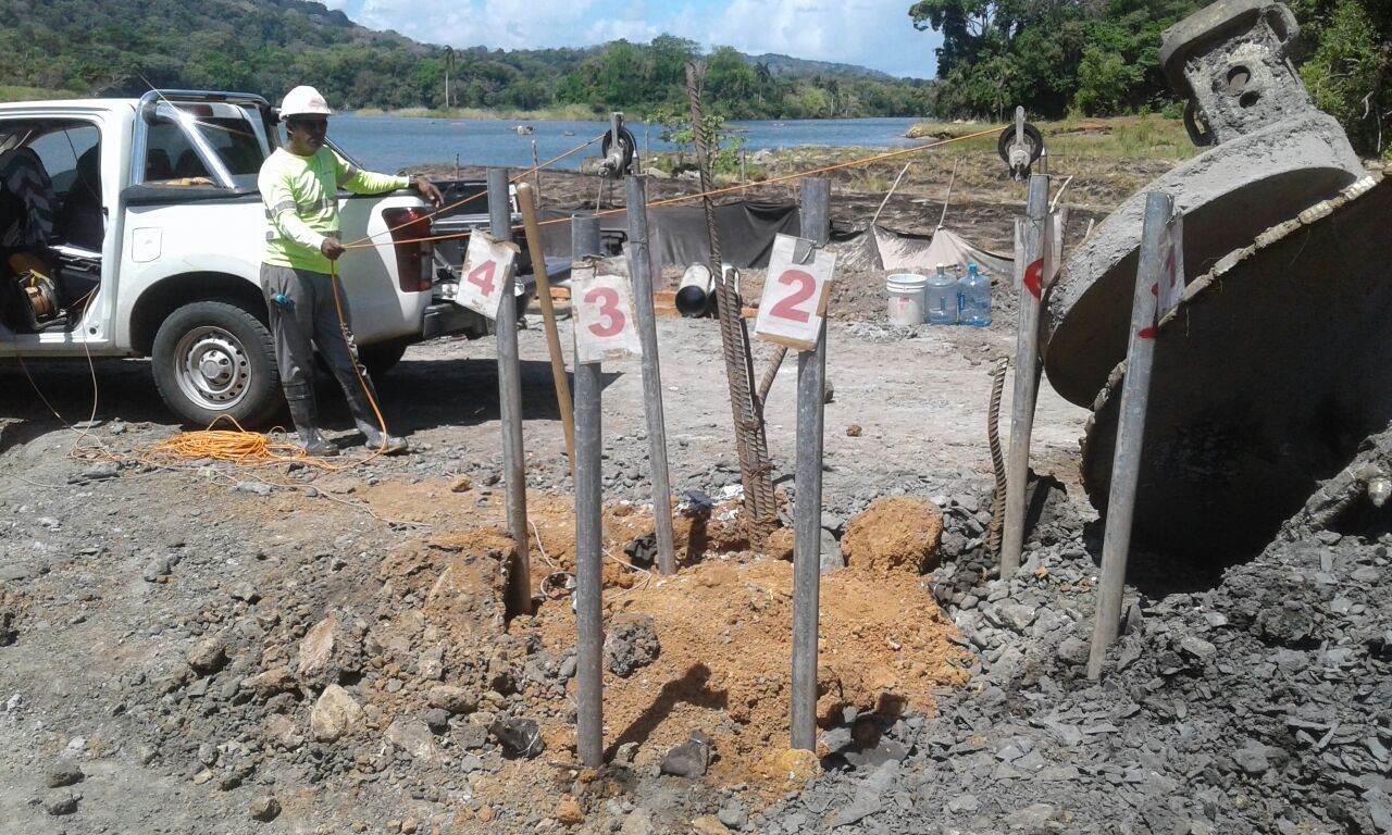 Ensayo de la Integridad del Hormigón en nuevo puente sobre el Río Gatún en Panamá 02