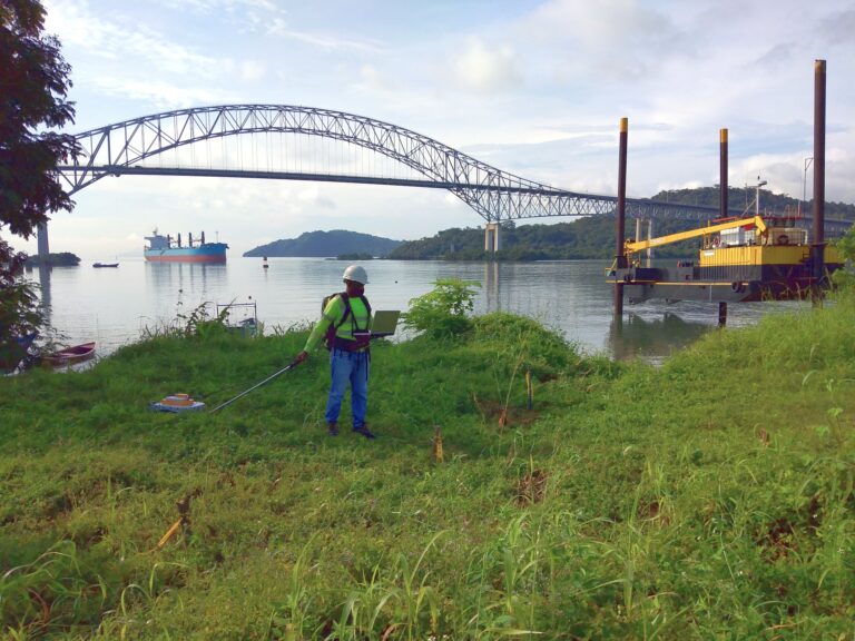 Ensayos Downhole y estudio  GPR (Georradar) – 4 Puente sobre el Canal de Panamá