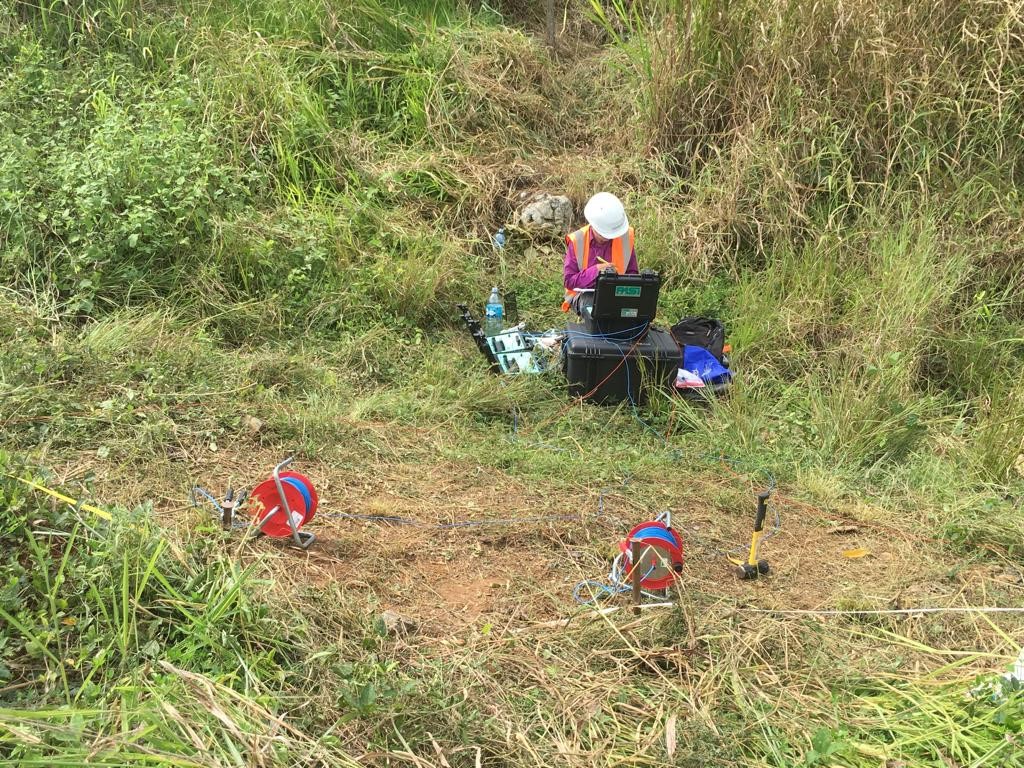 MONITOREO DE ESTABILIDAD DE TALUD